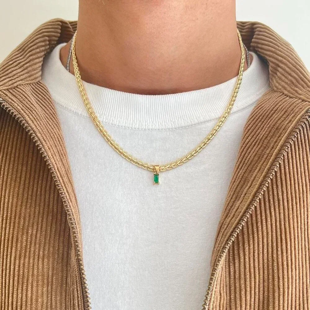 y2k style gold emerald pendant necklace